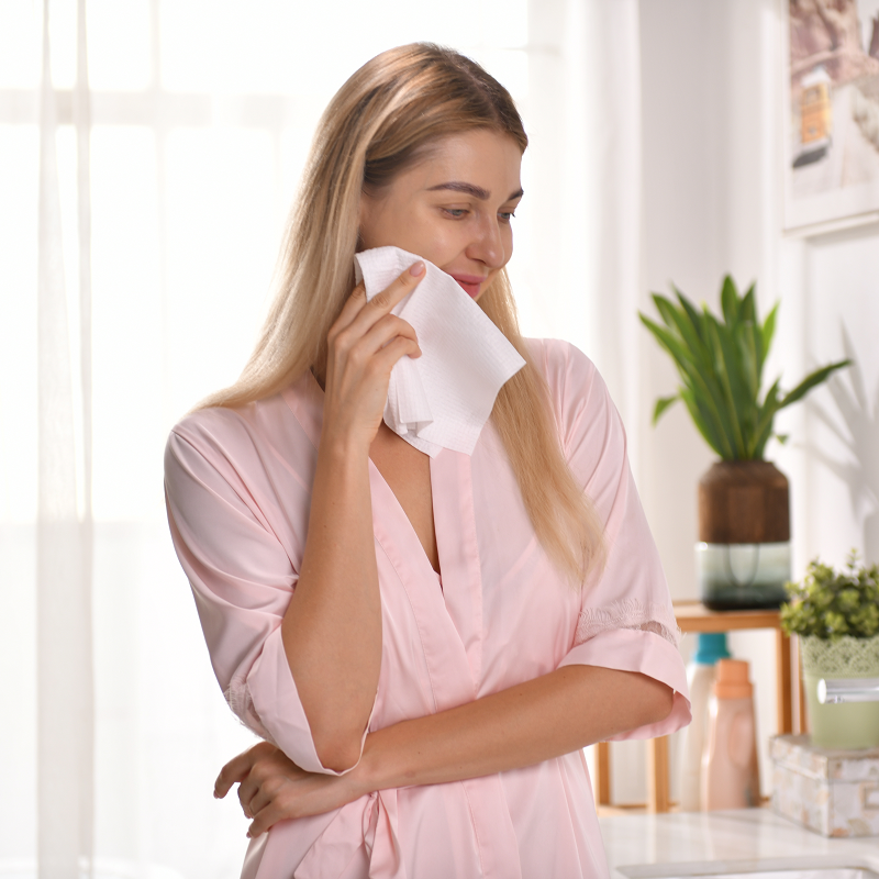 Ditoi Disposable Face Towels 4 Packs, 200 Count